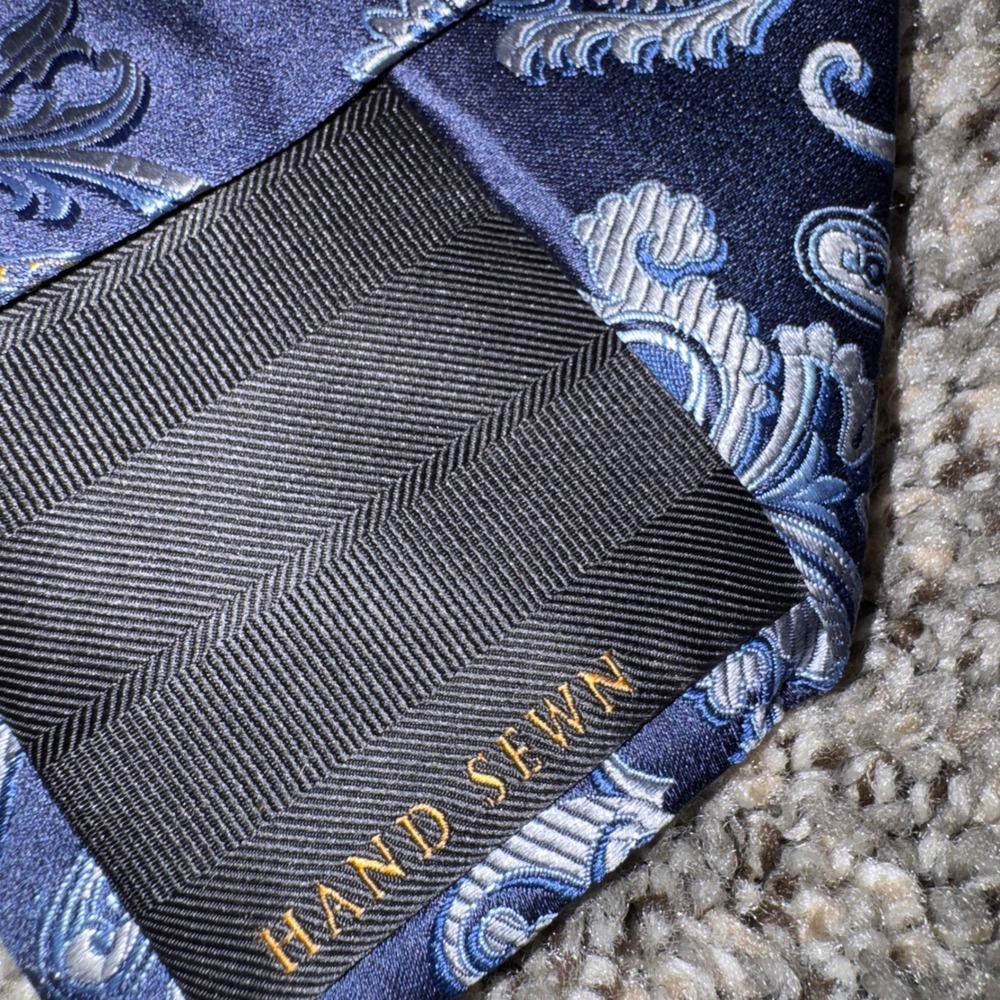 Robert Talbott Best of Class Nordstrom Silk Tie Navy Blue Silver Paisley USA - Picture 6 of 6